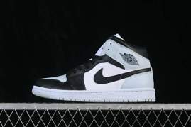 Picture of Air Jordan 1 MID _SKUfw23086639882161686fw